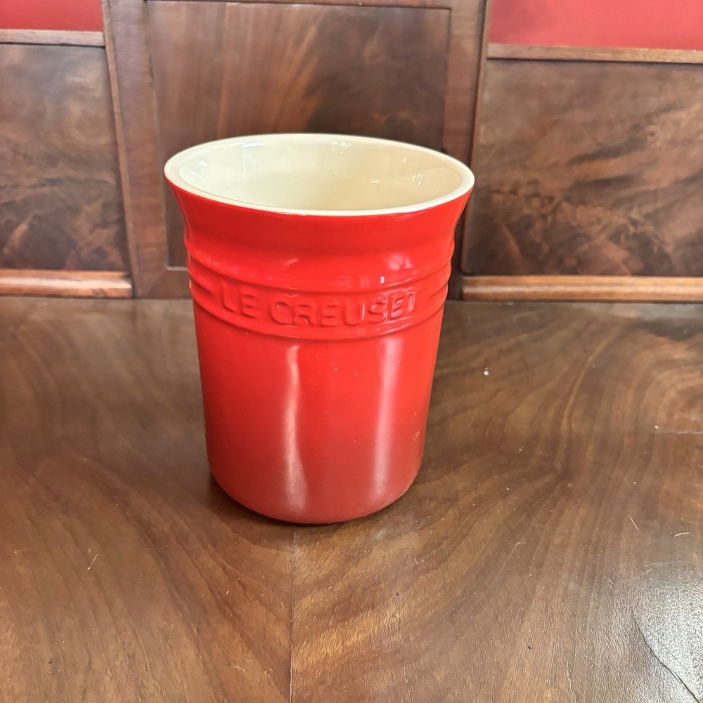 Le Creuset Red Stoneware Utensil Crock Holder 6" Kitchen Counter Canister - Picture 2 of 8